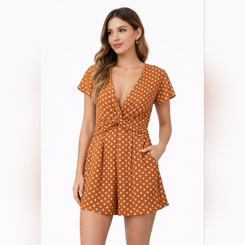Leith Polka Dot Romper Twist Front V-Neck Rust Orange Size Small Summer Ready